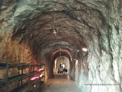 Santuario de Covadonga La Cueva Santa