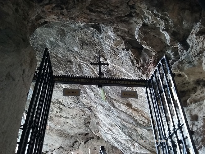 La Santa Cueva Covadonga