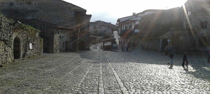 Santillana del Mar, turismo en Cantabria. Pueblos bonitos Santillana del Mar, turismo en Cantabria. Pueblos bonitos