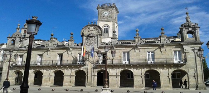 Lugo, un paseo por su casco histórico Turismo en Galicia Lugo, un paseo por su casco histórico Turismo en Galicia