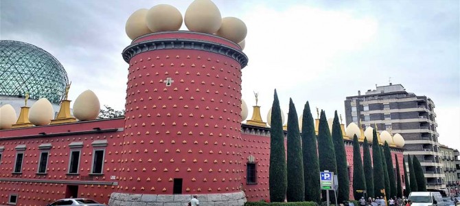 Un día en Figueres, Cataluña … y para toda la familia Un día en Figueres, Cataluña … y para toda la familia