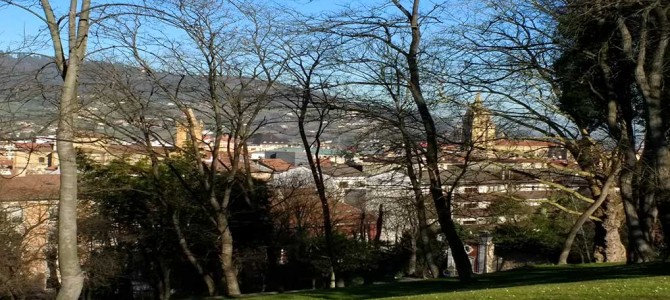 Parques en Oviedo. Jardines de La Rodriga. Un espacio para todos Parques en Oviedo. Jardines de La Rodriga. Un espacio para todos