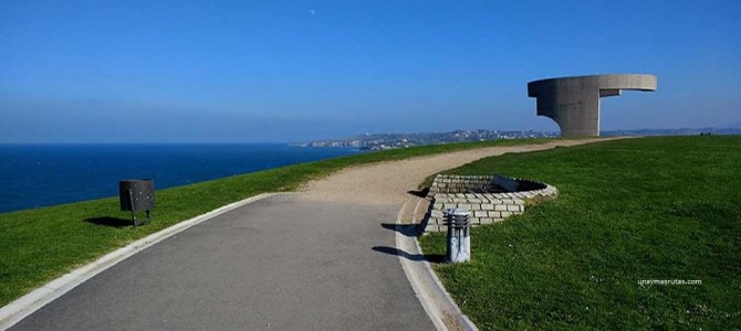 Gijón Cerro Santa Catalina y el monumento Elogio al Horizonte Gijón Cerro Santa Catalina y el monumento Elogio al Horizonte