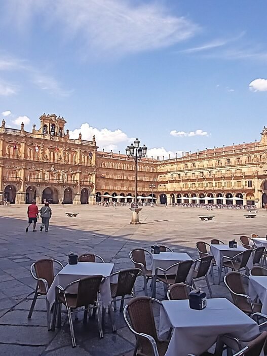 Las plazas mayores más bonitas de España